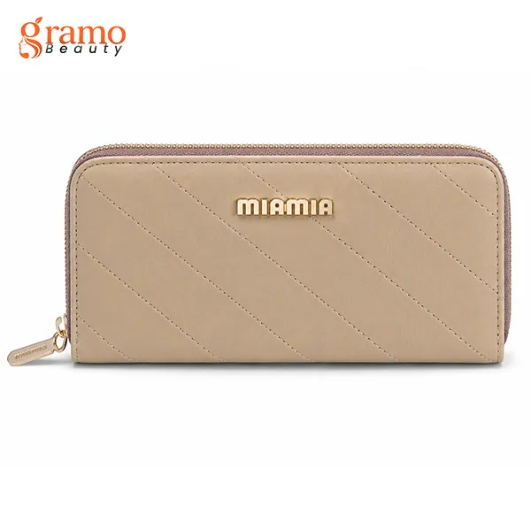 Elegant Quilted Zip Wallet for Everyday Essentials